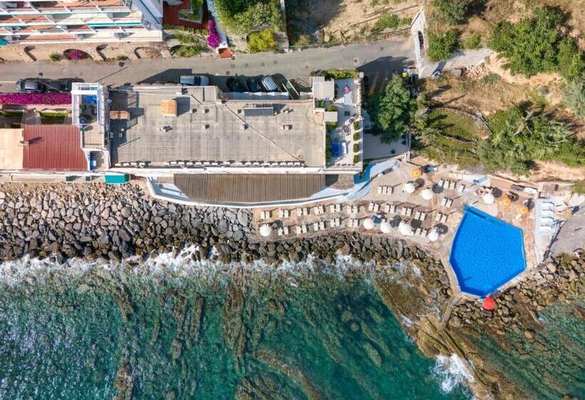 호텔 La Perla Del Capo