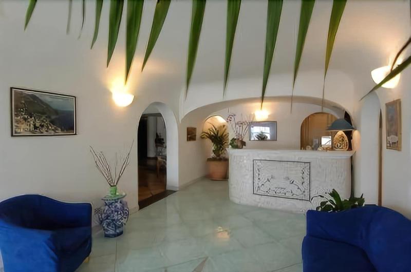 Отель Le Fioriere