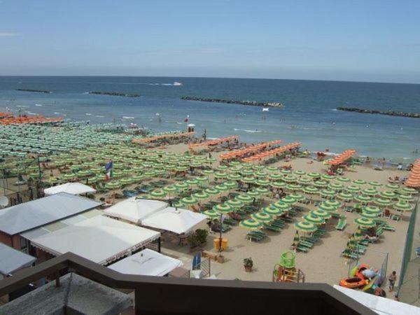 ホテル Leonardo Da Vinci