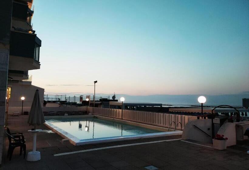 ホテル Leonardo Da Vinci