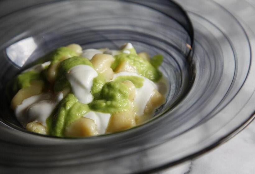 ホテル Lo Scoiattolo Piedmont Bike