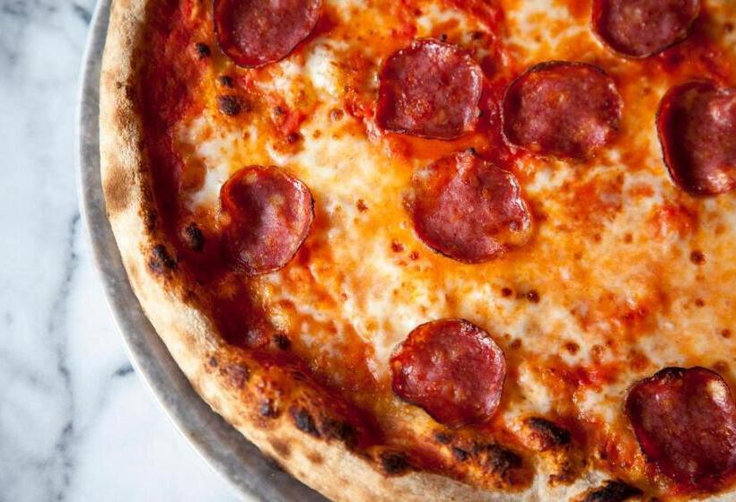 ホテル Lo Scoiattolo Piedmont Bike