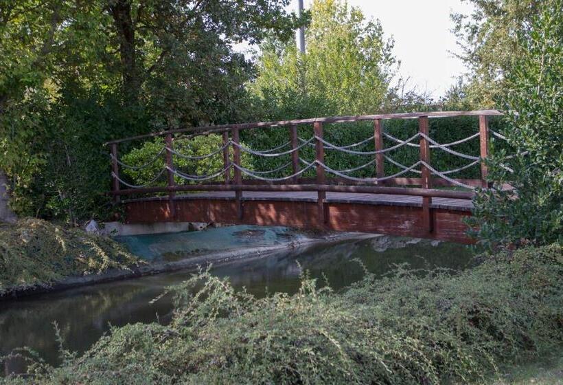 ホテル Lo Scoiattolo Piedmont Bike