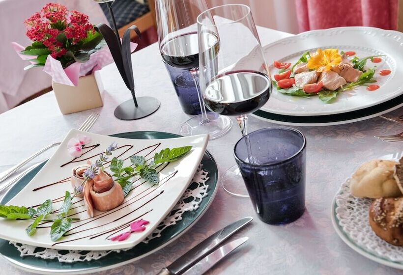 فندق Londra Slow Living Molveno