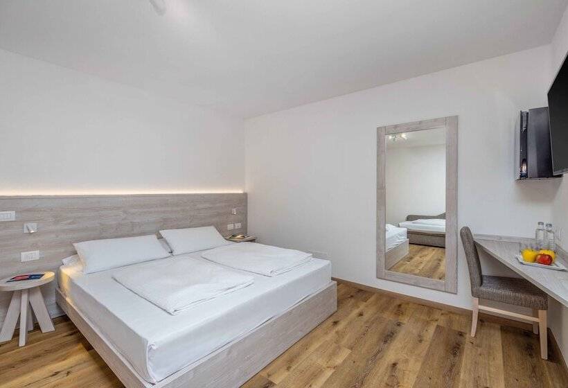 فندق Londra Slow Living Molveno