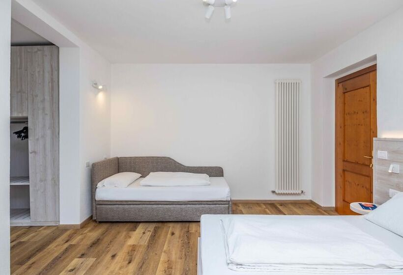 فندق Londra Slow Living Molveno