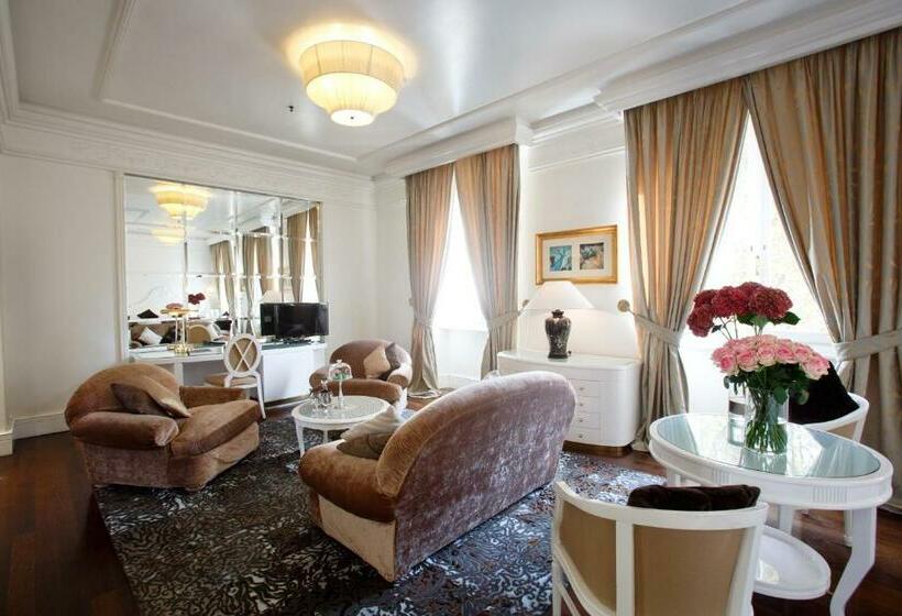 בית מלון כפרי Majestic Roma