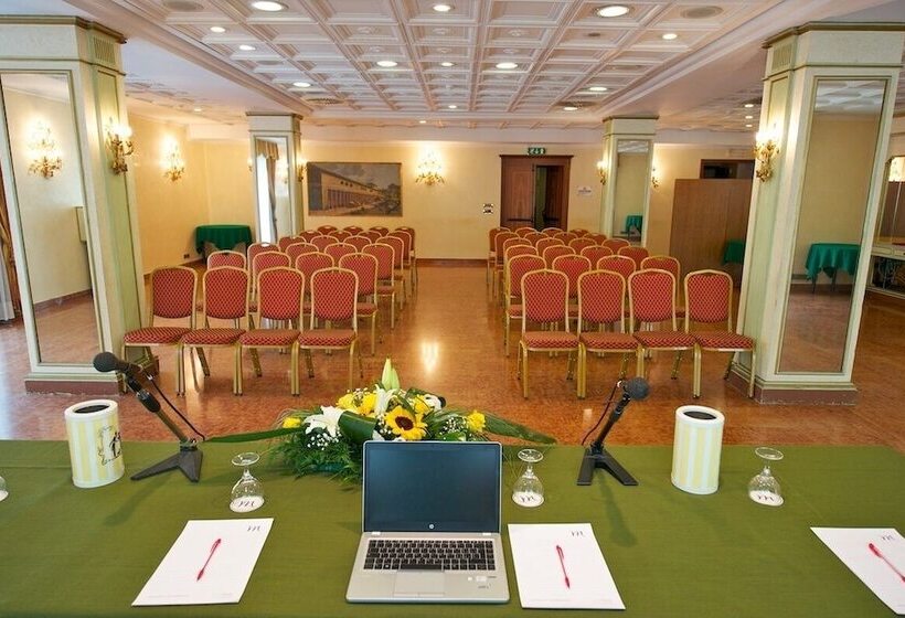 هتل Mercure Parma Stendhal