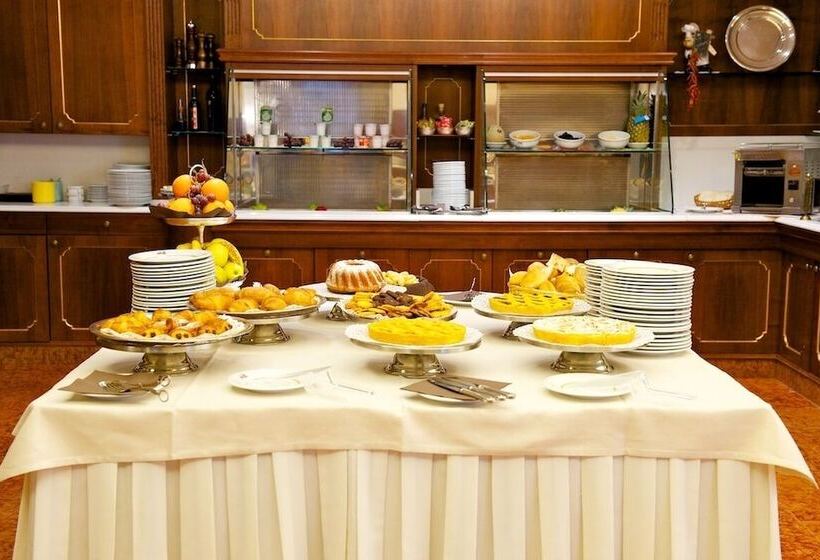 هتل Mercure Parma Stendhal