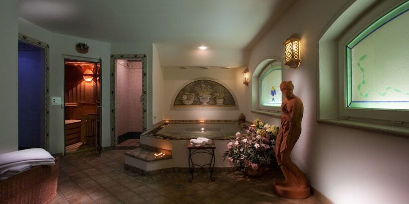 فندق Miralago Wellness   Adults Only