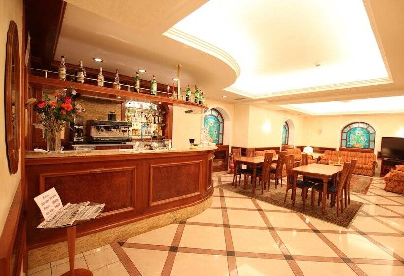 Mokinba Hotels Montebianco