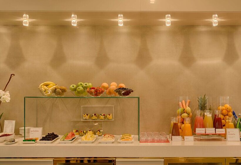 هتل NH Collection Milano President