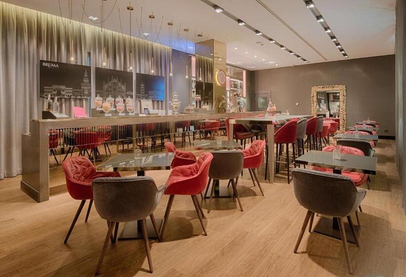 هتل NH Collection Milano President