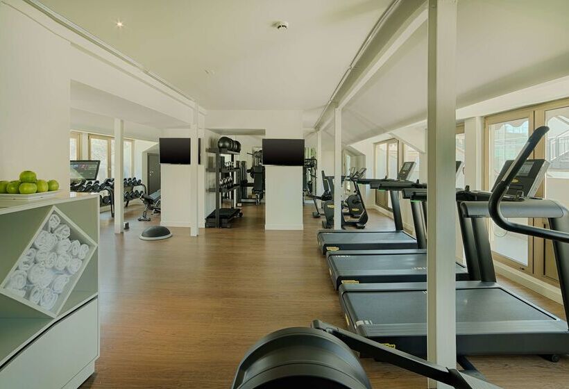 Hotel NH Collection Roma Centro