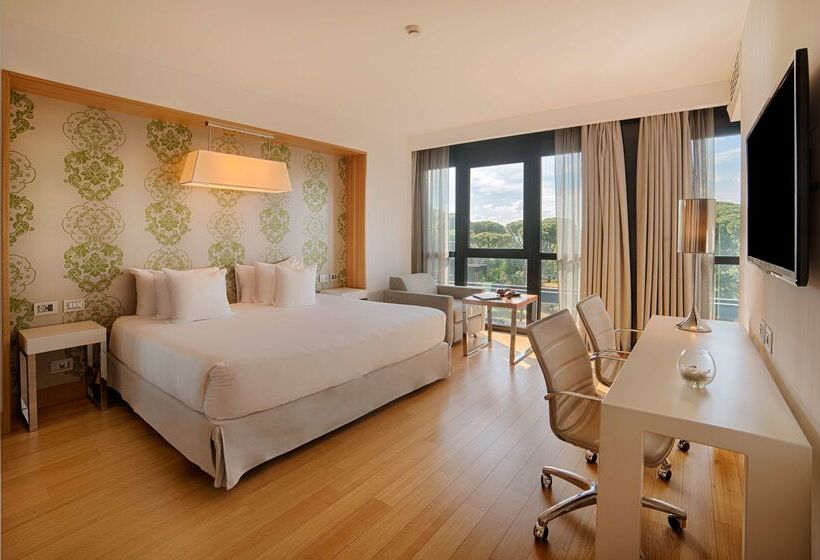 هتل NH Collection Roma Vittorio Veneto