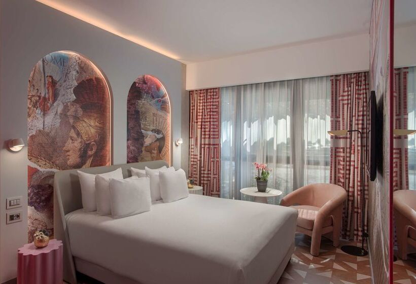 هتل NH Collection Roma Vittorio Veneto