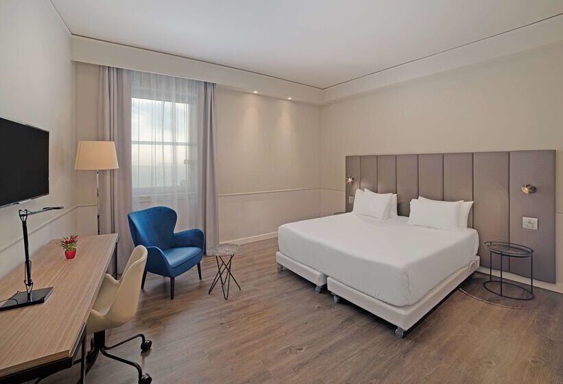 בית מלון כפרי NH Napoli Panorama