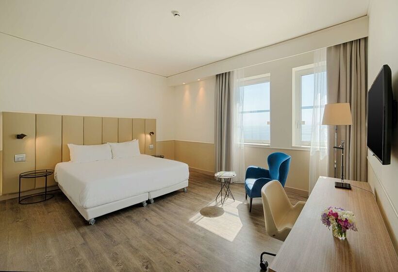 בית מלון כפרי NH Napoli Panorama