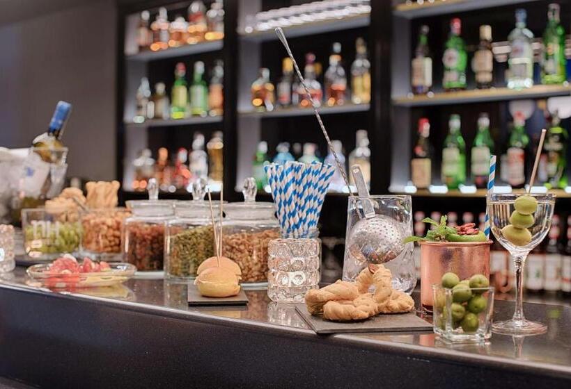 בית מלון כפרי NH Napoli Panorama