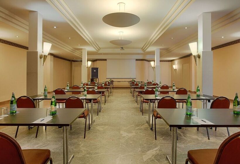 هتل NH Ravenna