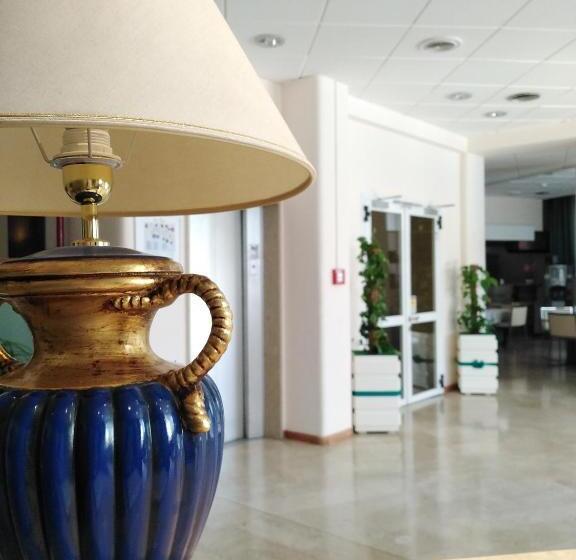 هتل Palace Masoanri's