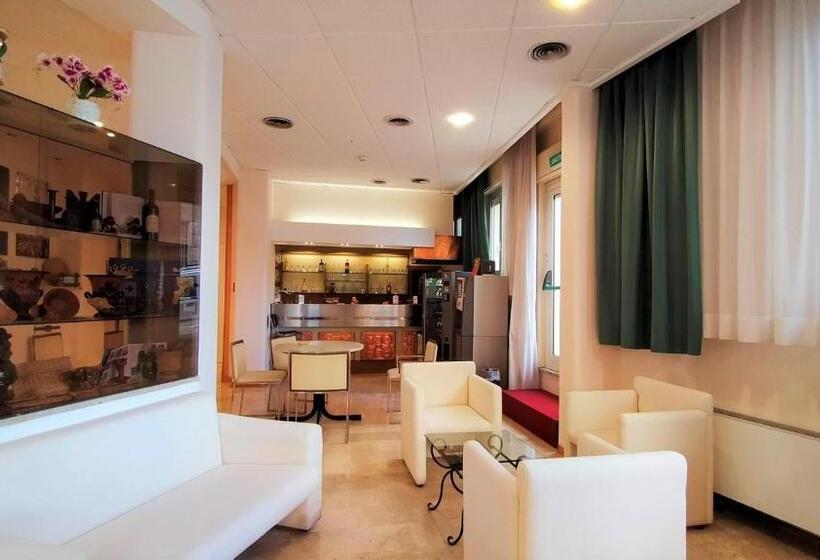 هتل Palace Masoanri's