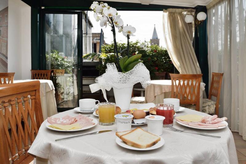 בית מלון כפרי Palladium Palace