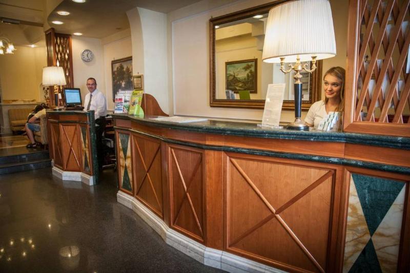 בית מלון כפרי Palladium Palace