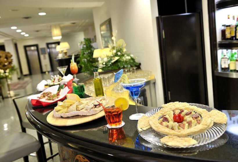 فندق Perugia Plaza