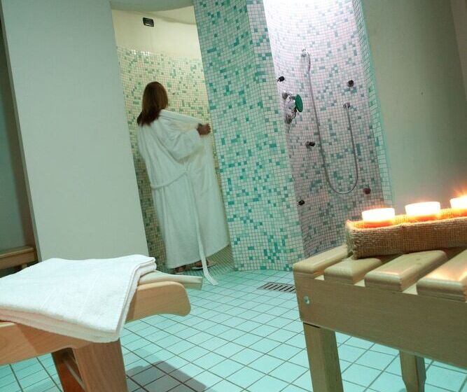 فندق Perugia Plaza