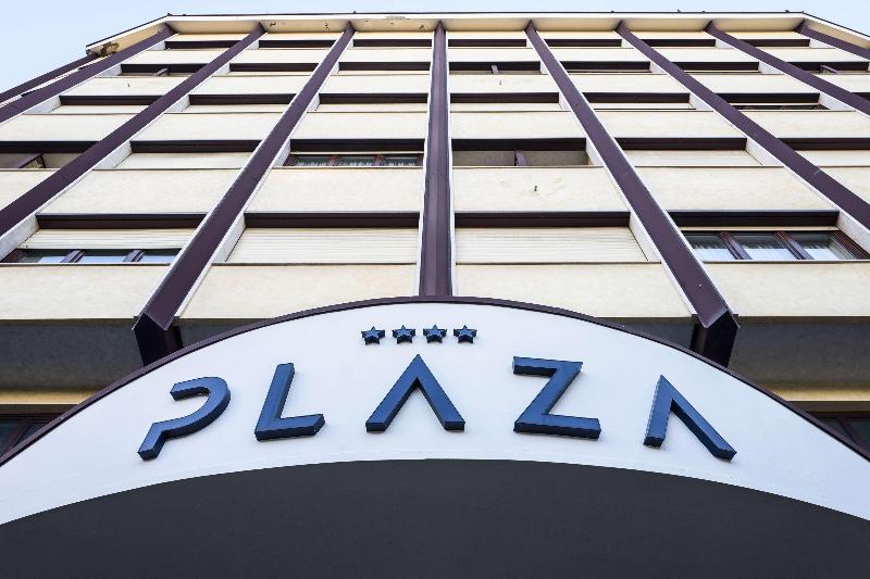 Отель Plaza