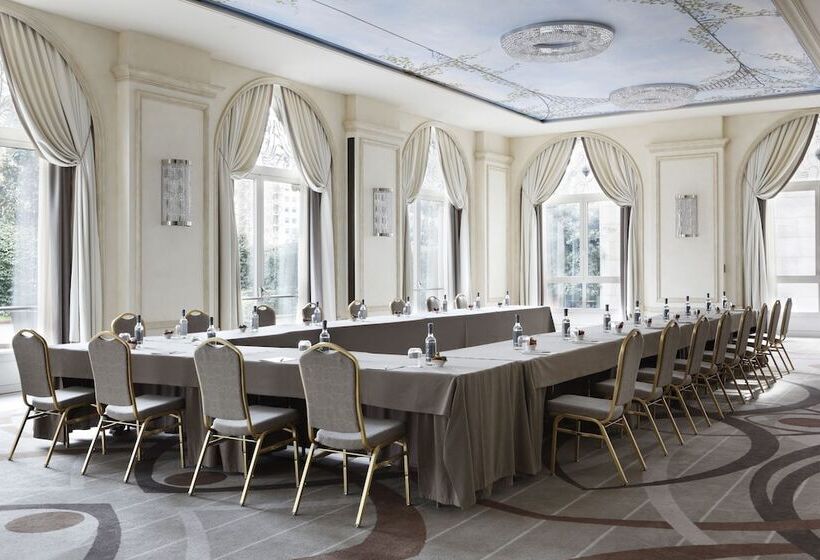 هتل Principe Di Savoia  Dorchester Collection