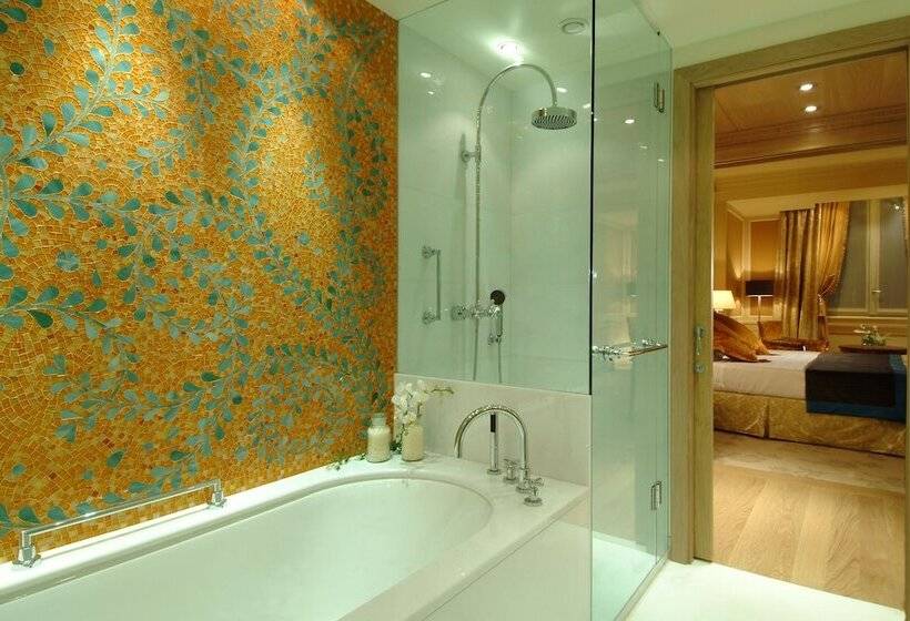 هتل Principe Di Savoia  Dorchester Collection