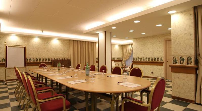 Отель Promenade