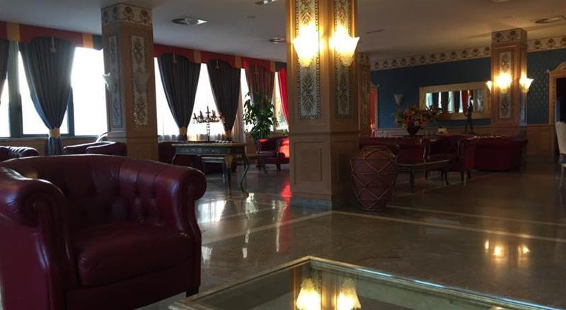 Отель Promenade