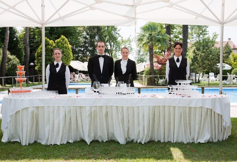 호텔 Relais Leon D'oro