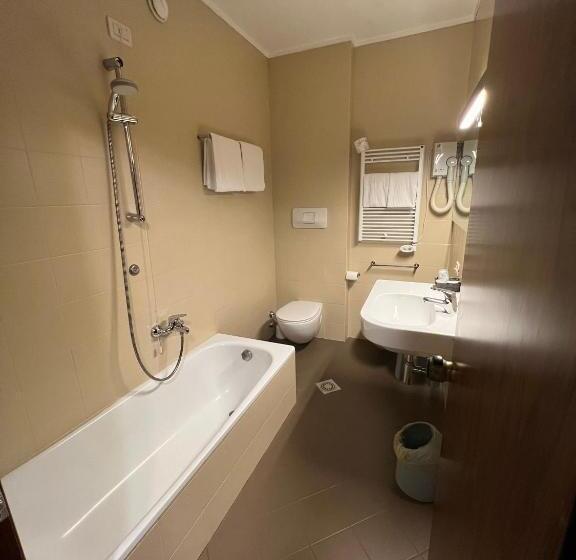 فندق & Residence Castelli