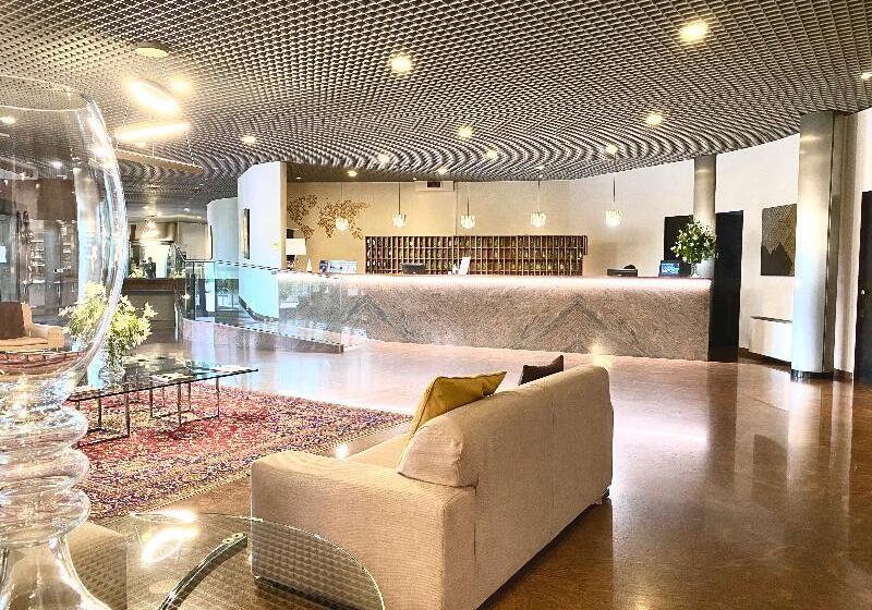 فندق & Residence Castelli