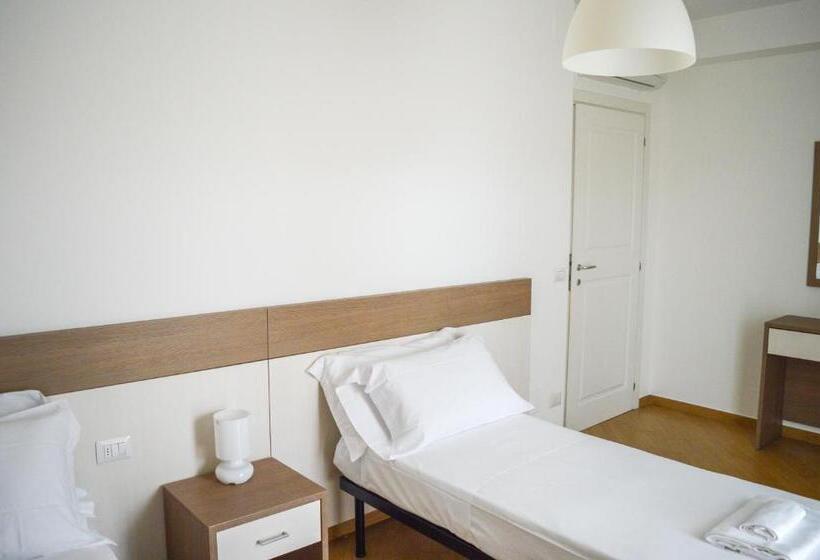 ホテル Homiday Residence K2