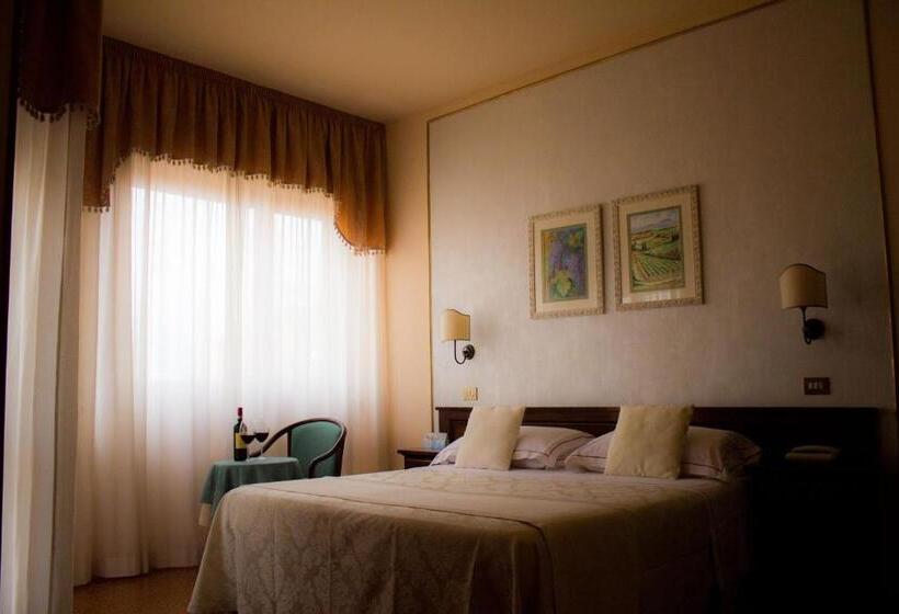 Отель Ristorante Tre Stelle