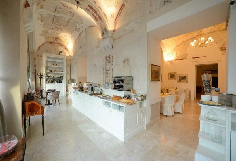 Отель Ristorante Vittoria