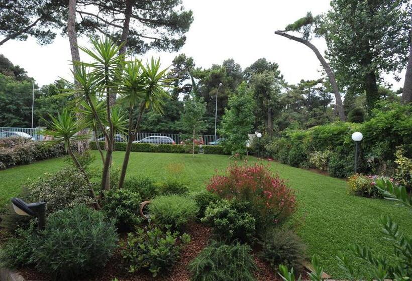 Отель Riviera Blu