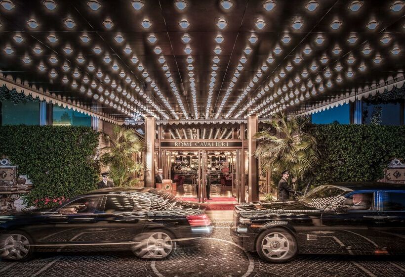Hotel Rome Cavalieri A Waldorf Astoria