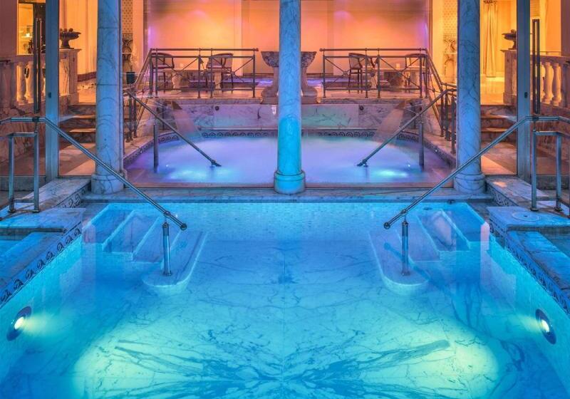 Hotel Rome Cavalieri A Waldorf Astoria