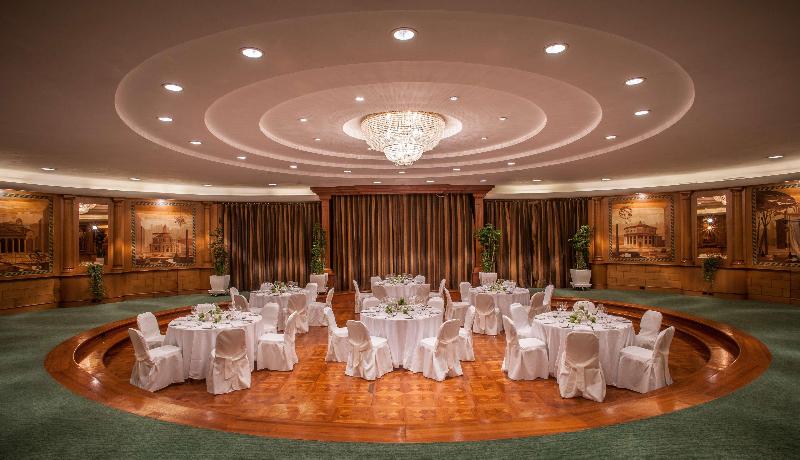 Hotel Rome Cavalieri A Waldorf Astoria