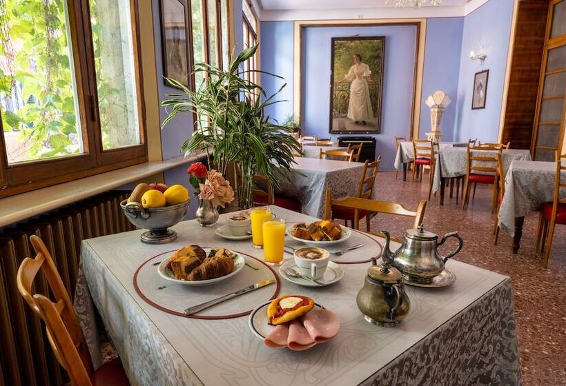 هتل Royal Victoria