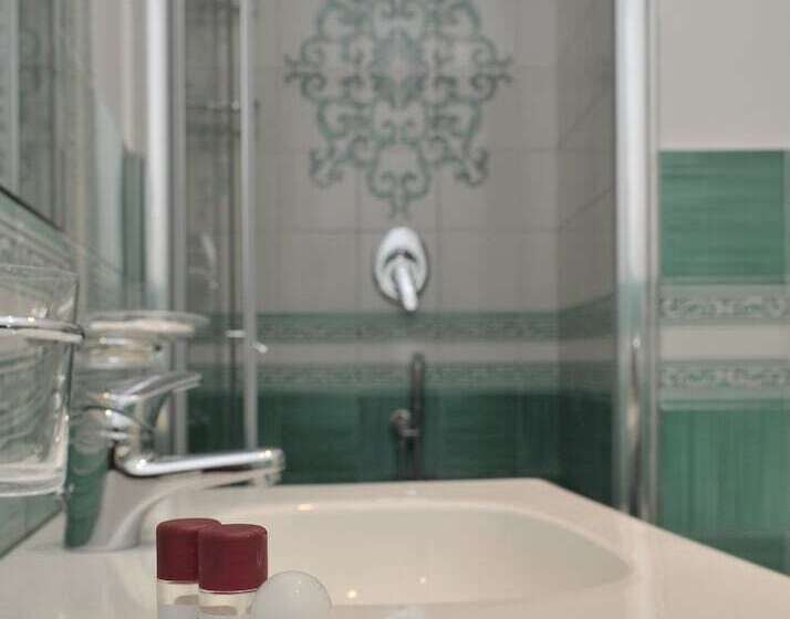 Отель Santa Lucia