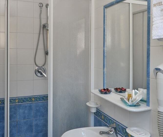 Отель Santa Lucia