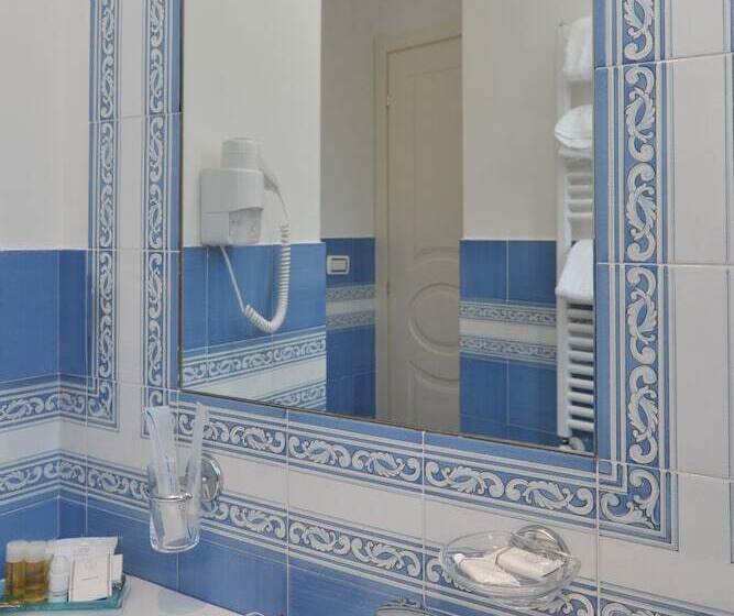 Отель Santa Lucia