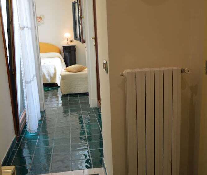 Отель Santa Lucia